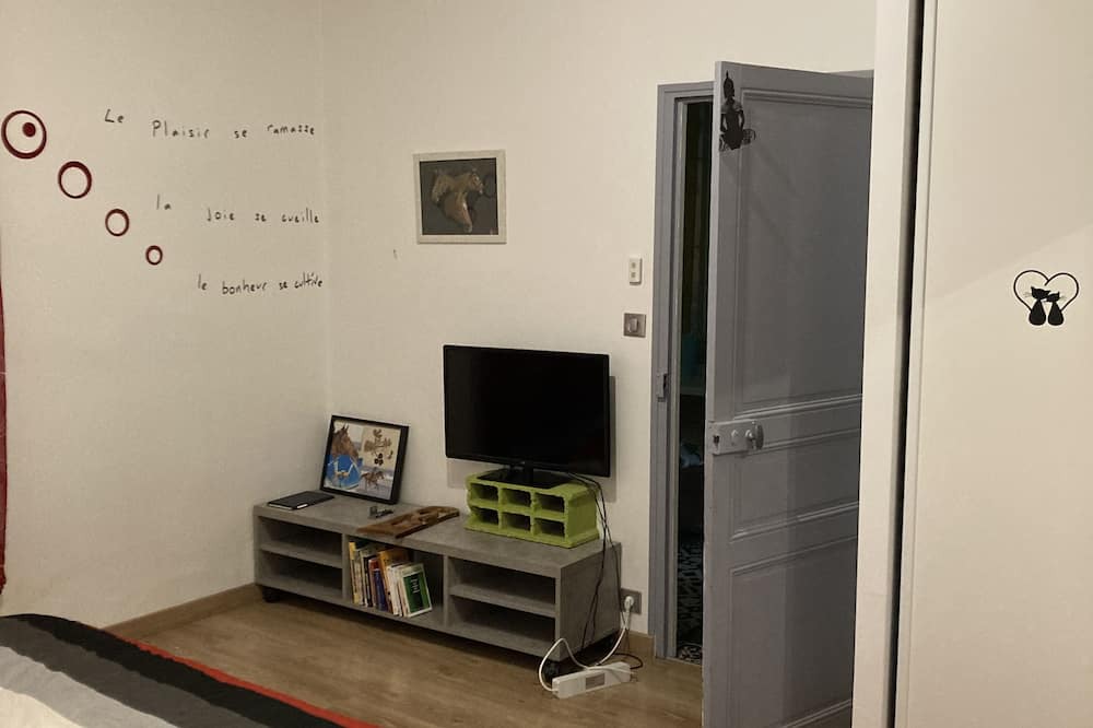 Photo of Bedroom in Bellegarde-du-Loiret