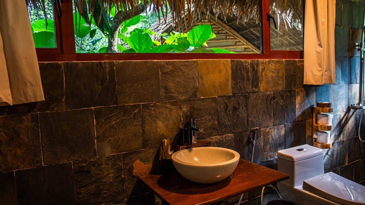 Photo of Bathroom in Pu Long Nature Reserve