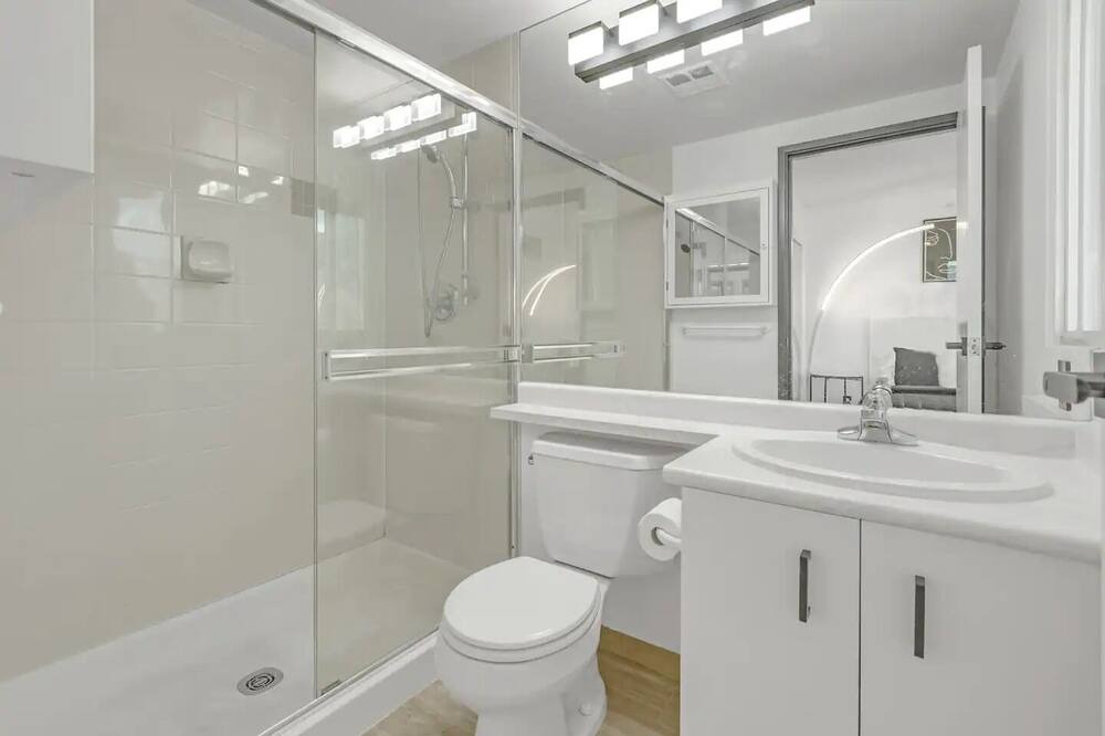 Photo of Bathroom in Coal Harbour