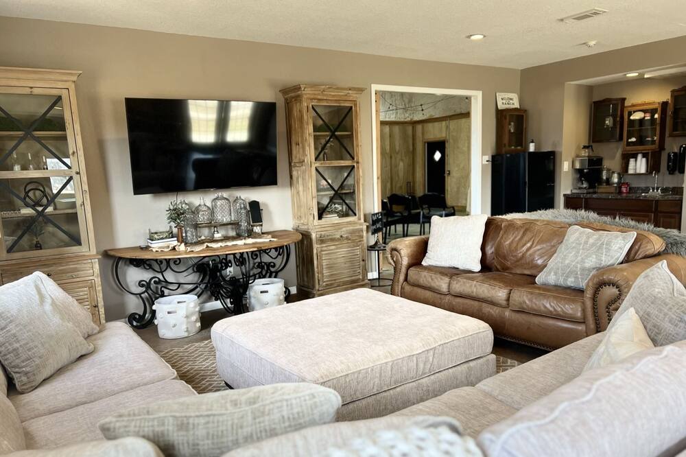 Photo of Livingroom in Brandon