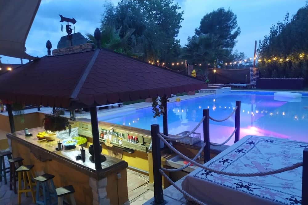Photo of Outdoor in Rubi