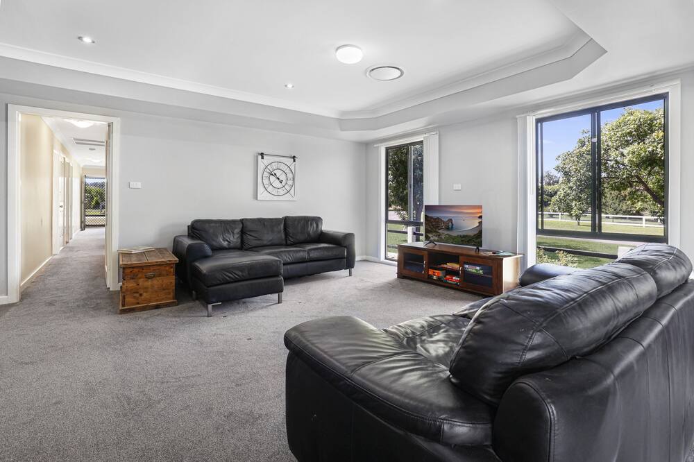 Photo of Livingroom in Wallabadah