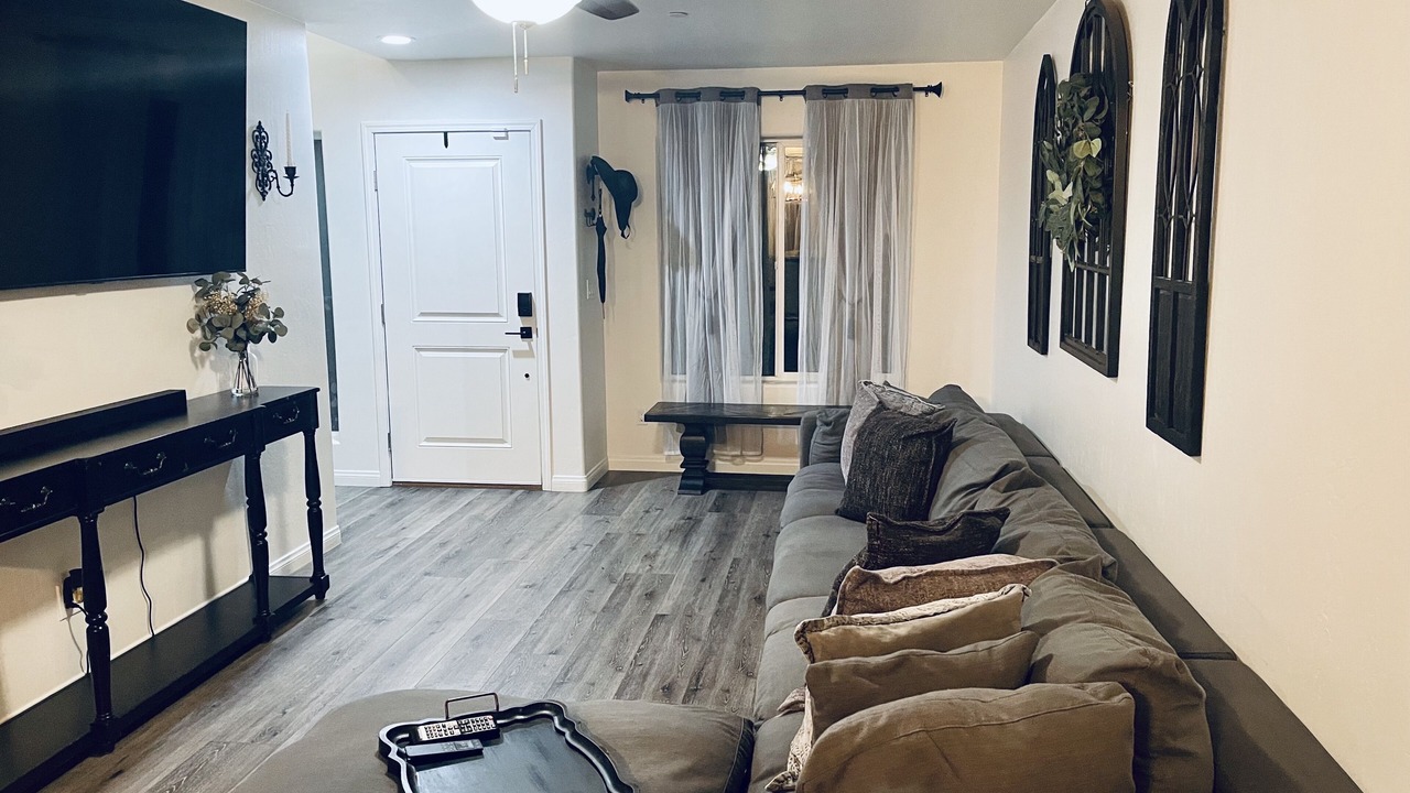 Photo of Livingroom in Tehachapi