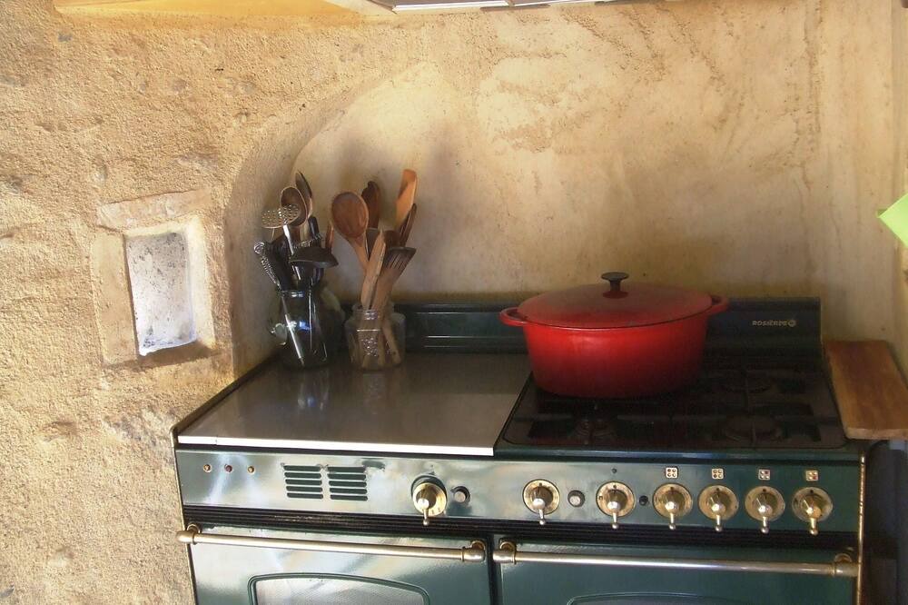 Photo of Kitchen in Montvendre
