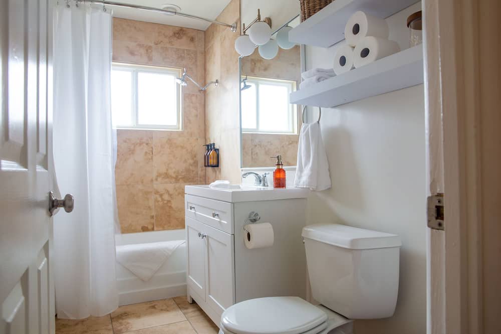 Photo of Bathroom in Camelback East