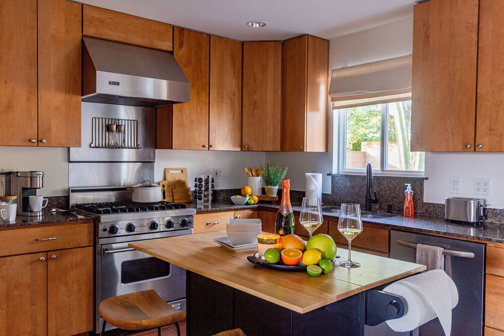 Photo of Kitchen in Camelback East