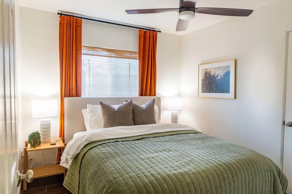 Photo of Bedroom in Camelback East