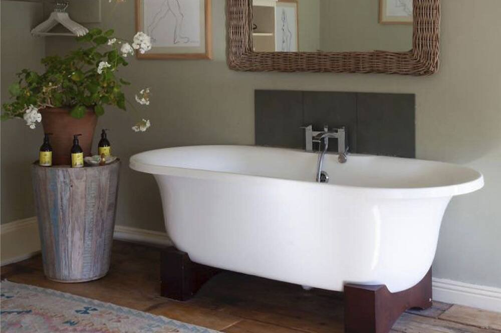 Photo of Bathroom in Moone