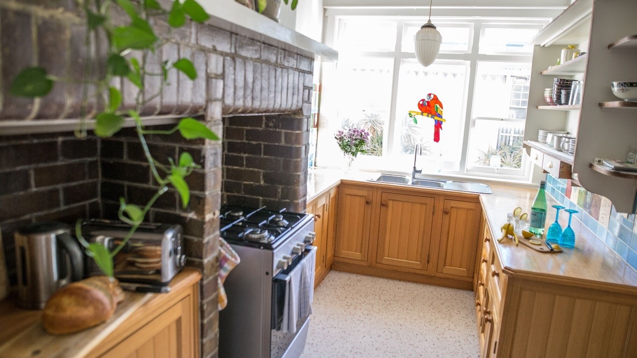 Photo of Kitchen in Largs Bay