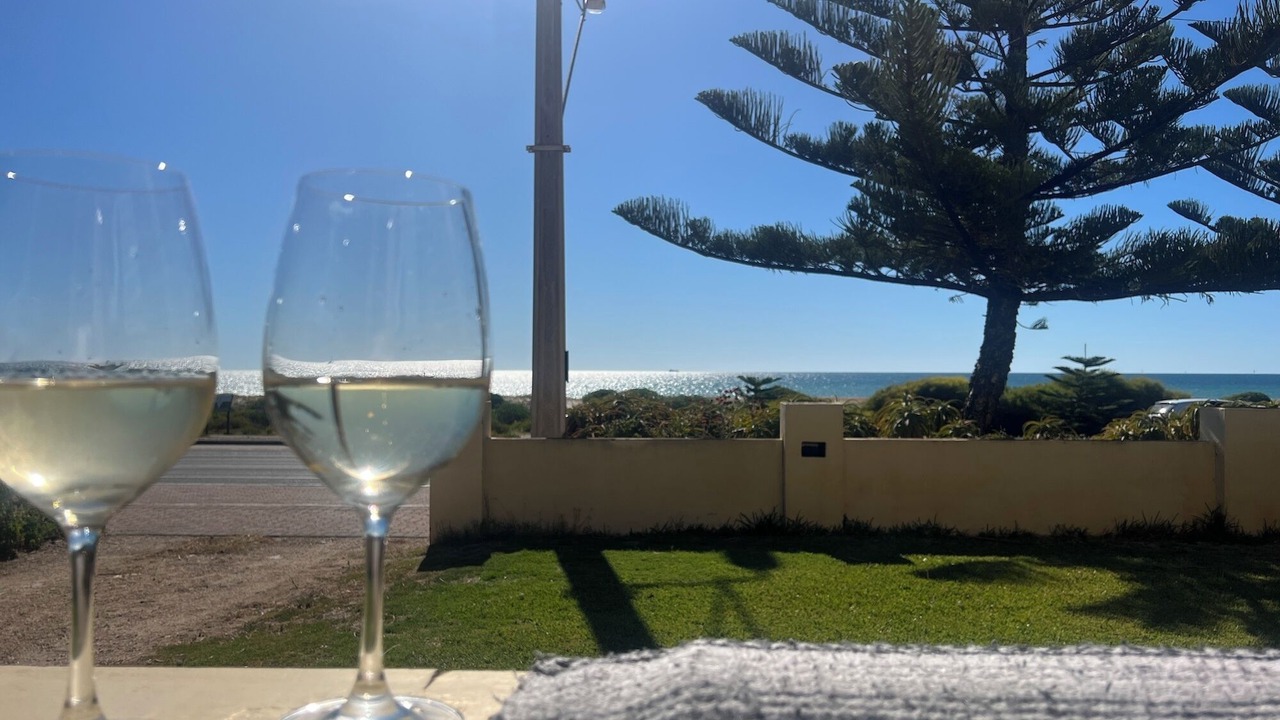 Photo of Outdoor in Largs Bay