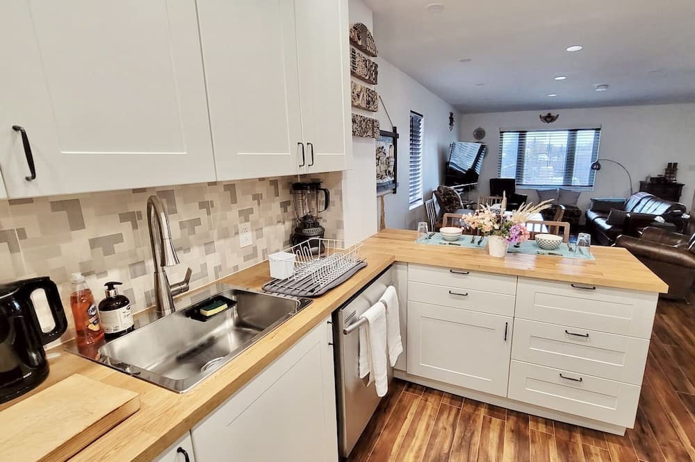 Photo of Kitchen in Oakwood Village