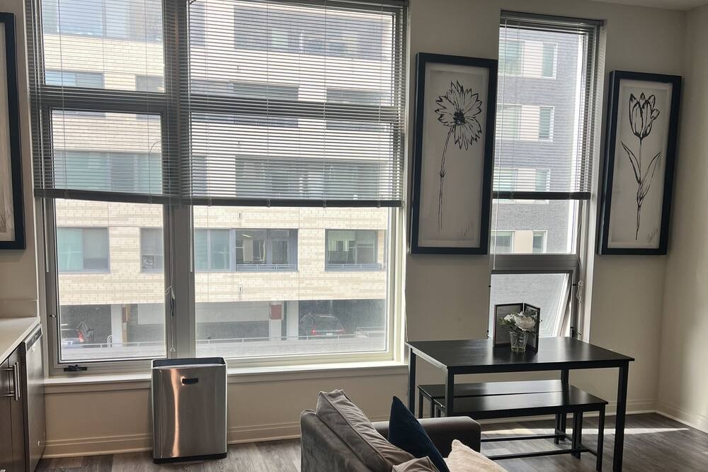 Photo of Livingroom in Downtown