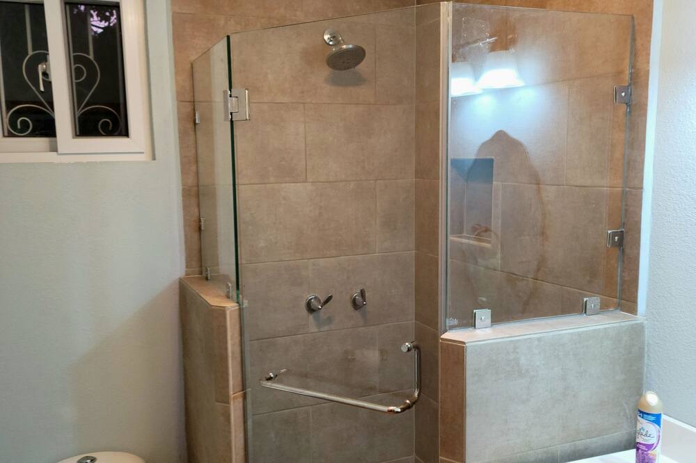 Photo of Bathroom in Gibson Bight