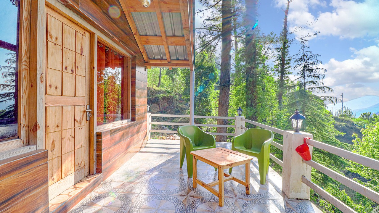 Photo of Patio Balcony in Pangot