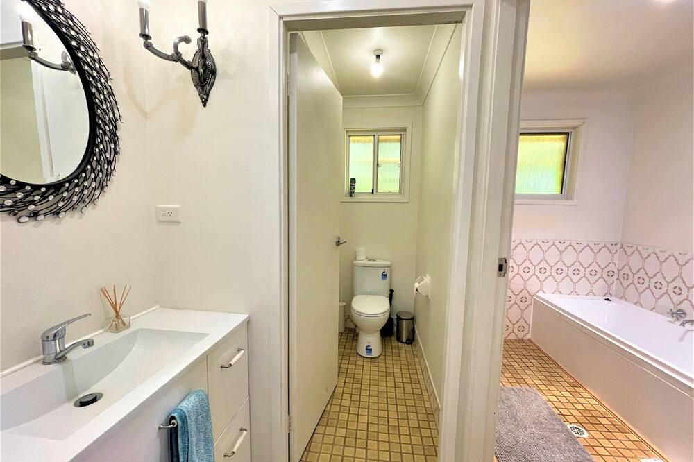 Photo of Bathroom in Winmalee