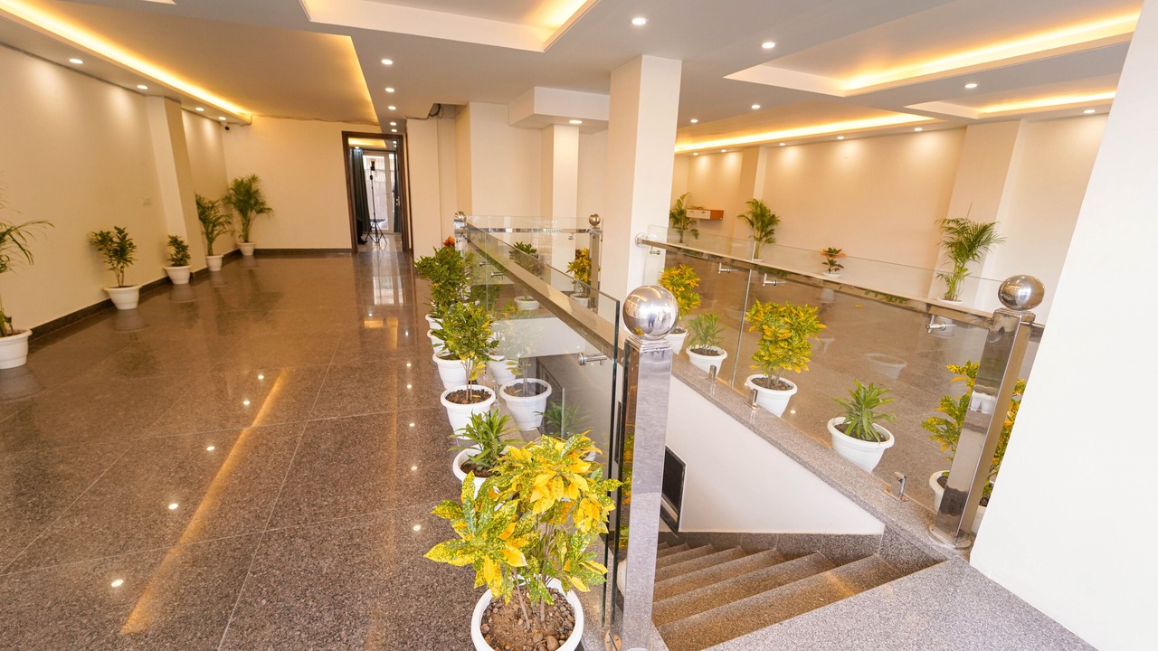 Photo of Outdoor in DLF Phase 5