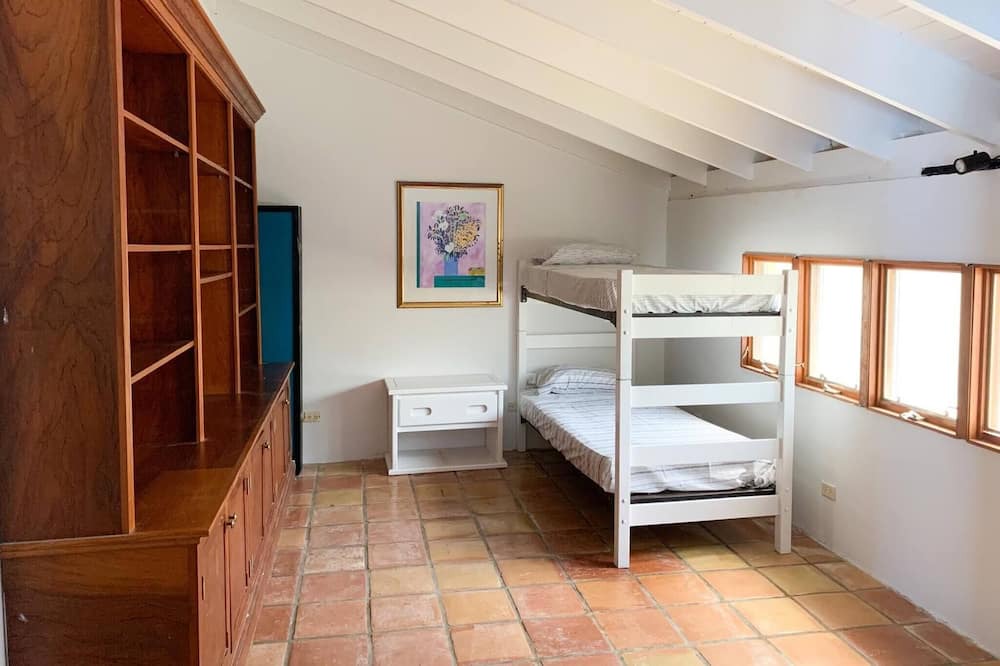 Photo of Bedroom in Great Harbour Cay