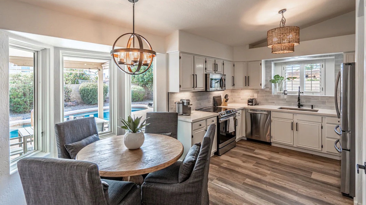 Photo of Kitchen in Continental Foothills