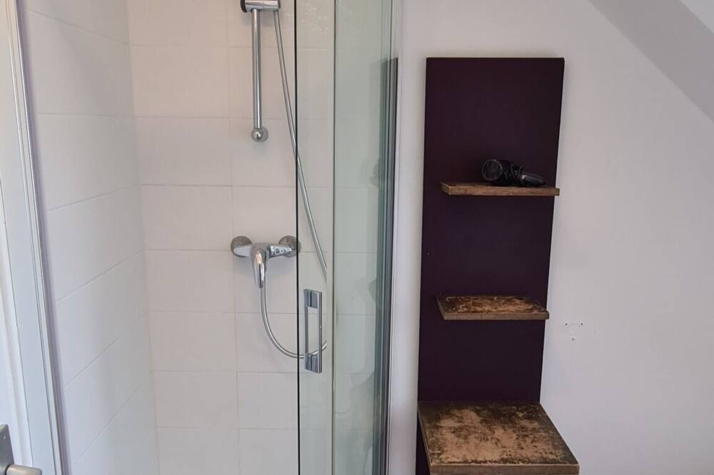 Photo of Bathroom in Ushant