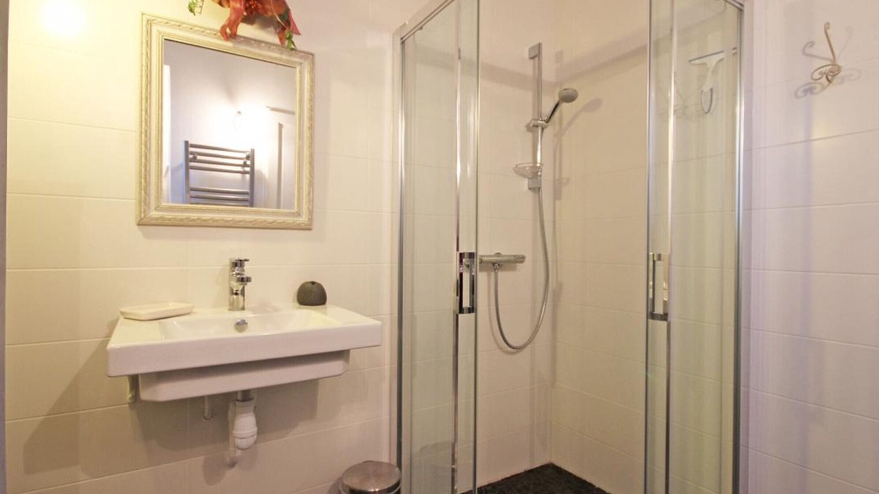 Photo of Bathroom in Le Pin-la-Garenne