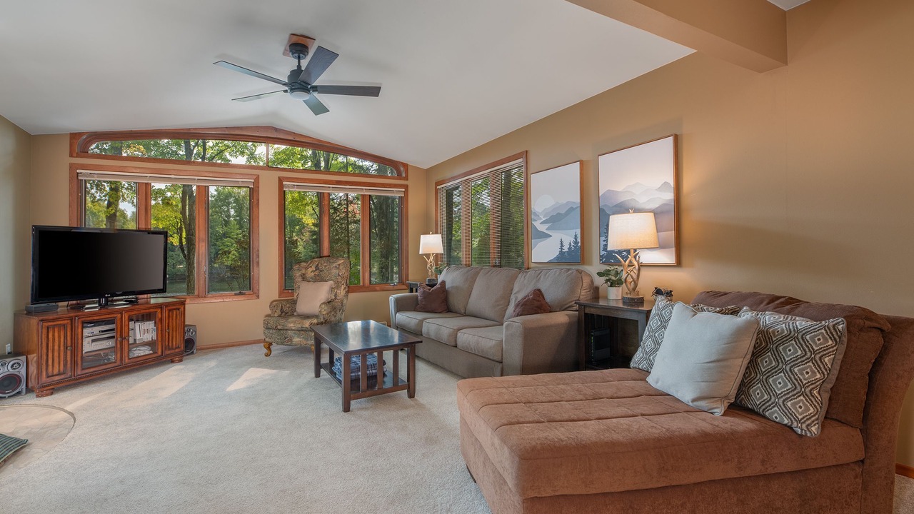 Photo of Livingroom in Townsend