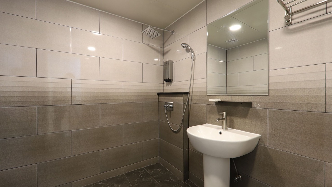 Photo of Bathroom in Dong-Gu