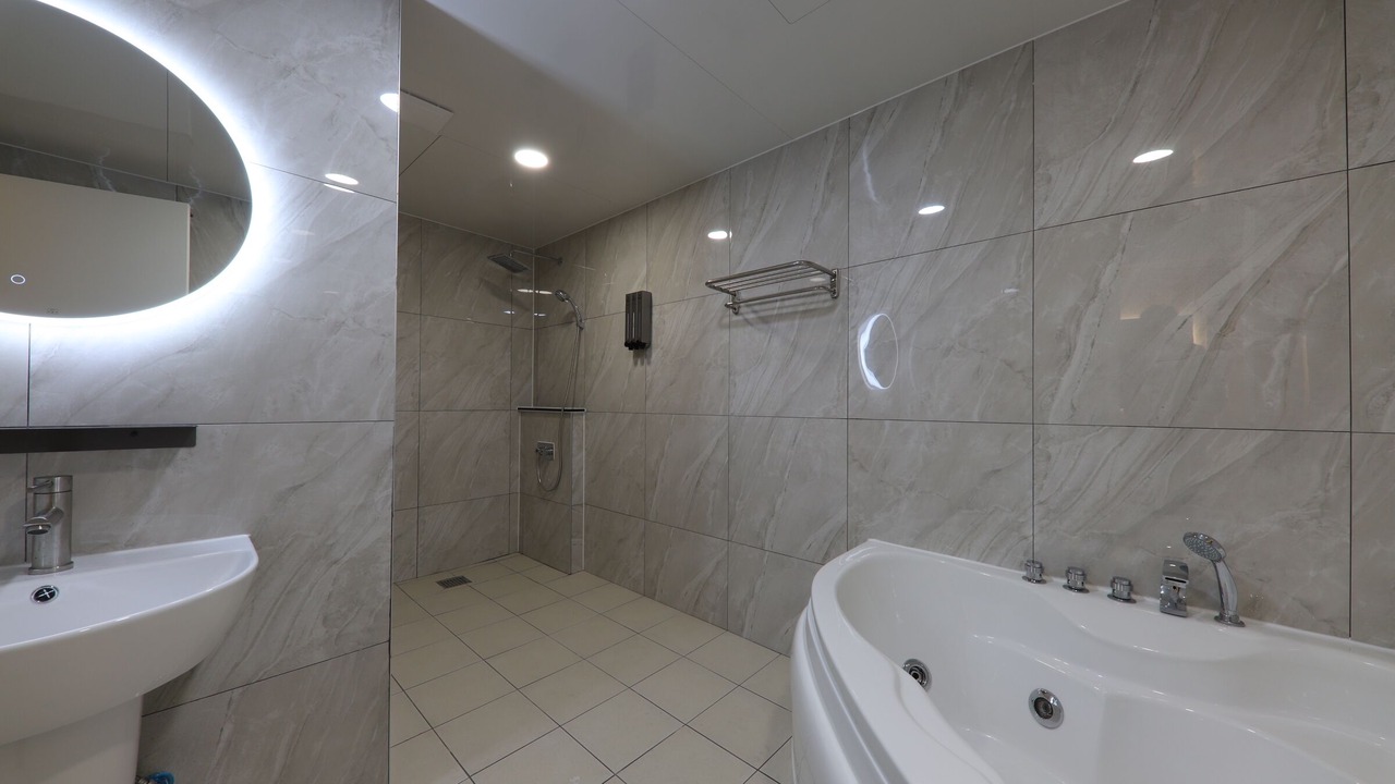 Photo of Bathroom in Dong-Gu