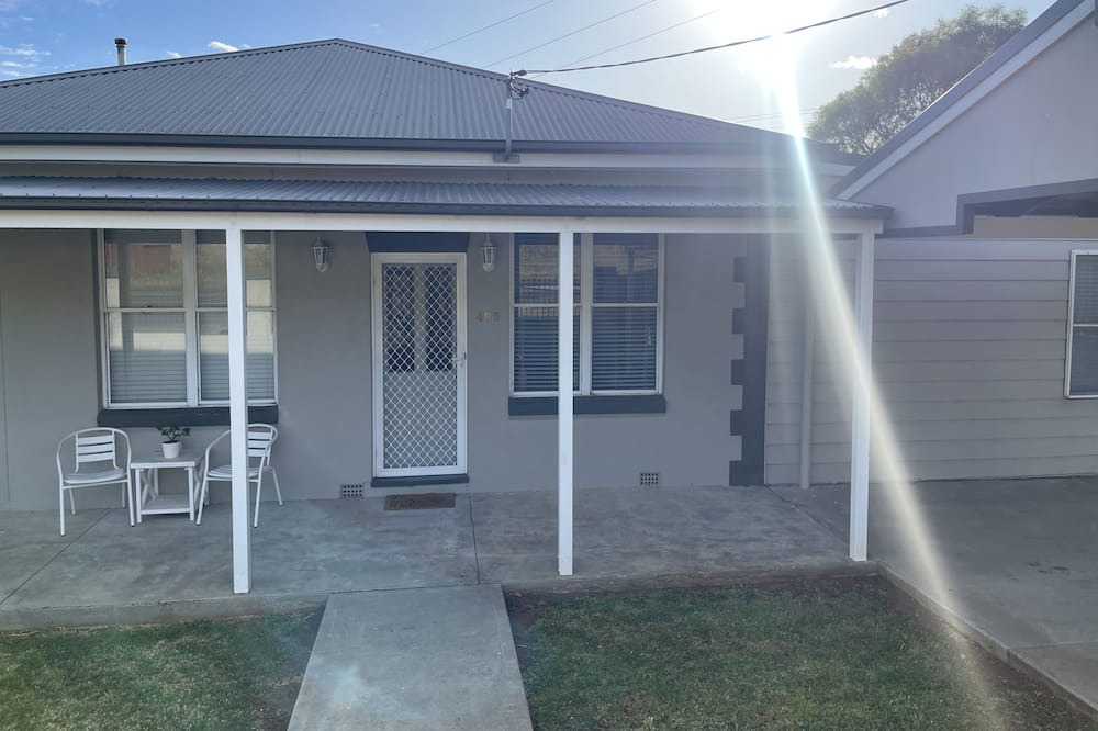 Photo of Outdoor in East Tamworth