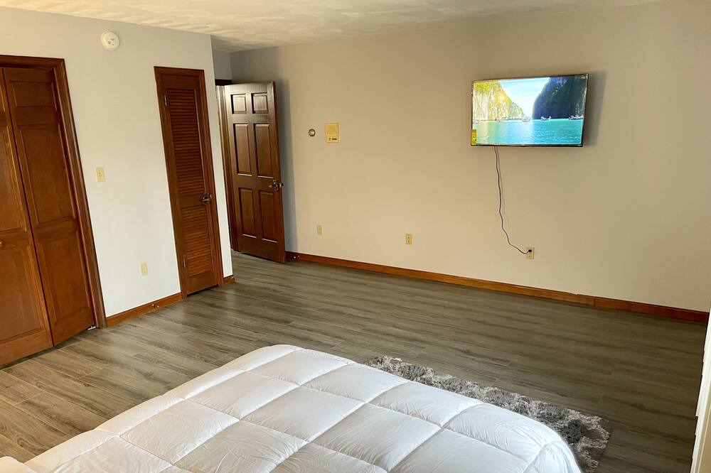 Photo of Bedroom in Taylor
