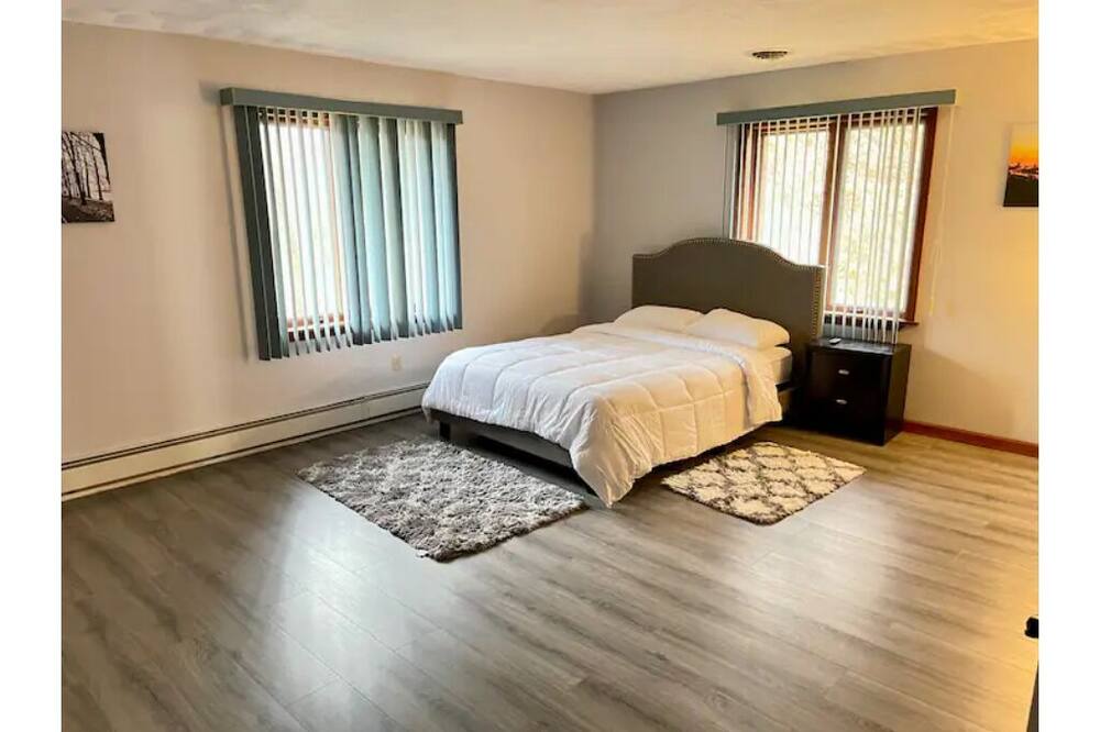 Photo of Bedroom in Taylor