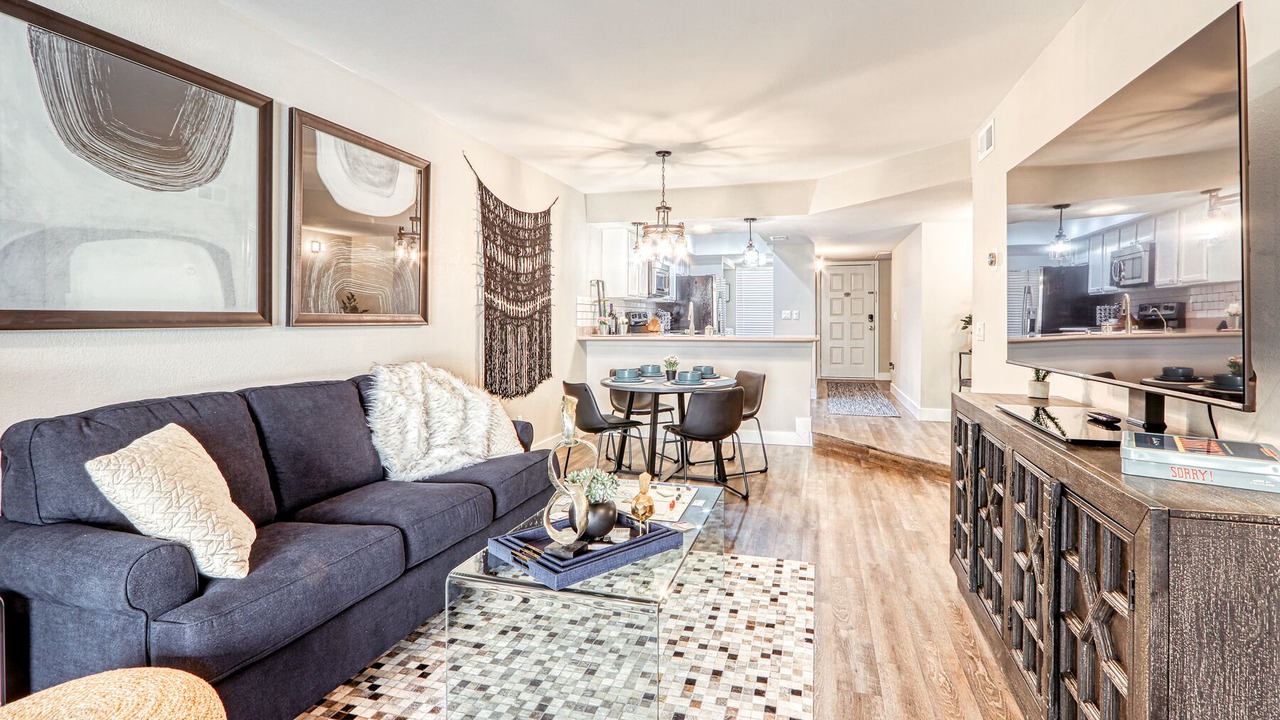 Photo of Livingroom in McCormick Ranch