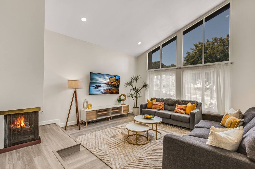 Photo of Livingroom in Torrance
