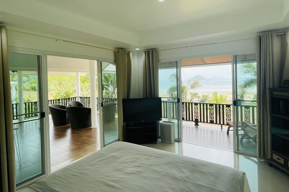 Photo of Bedroom in Ko Mak