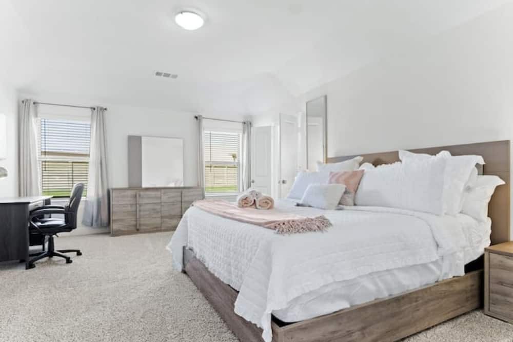 Photo of Bedroom in Wylie