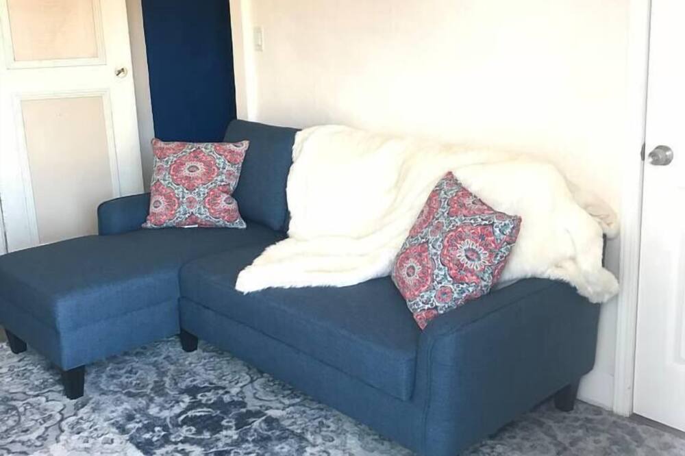 Photo of Livingroom in Salinas