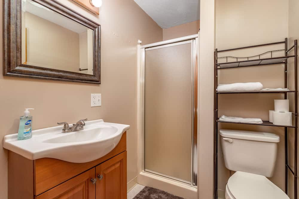 Photo of Bathroom in Winchendon