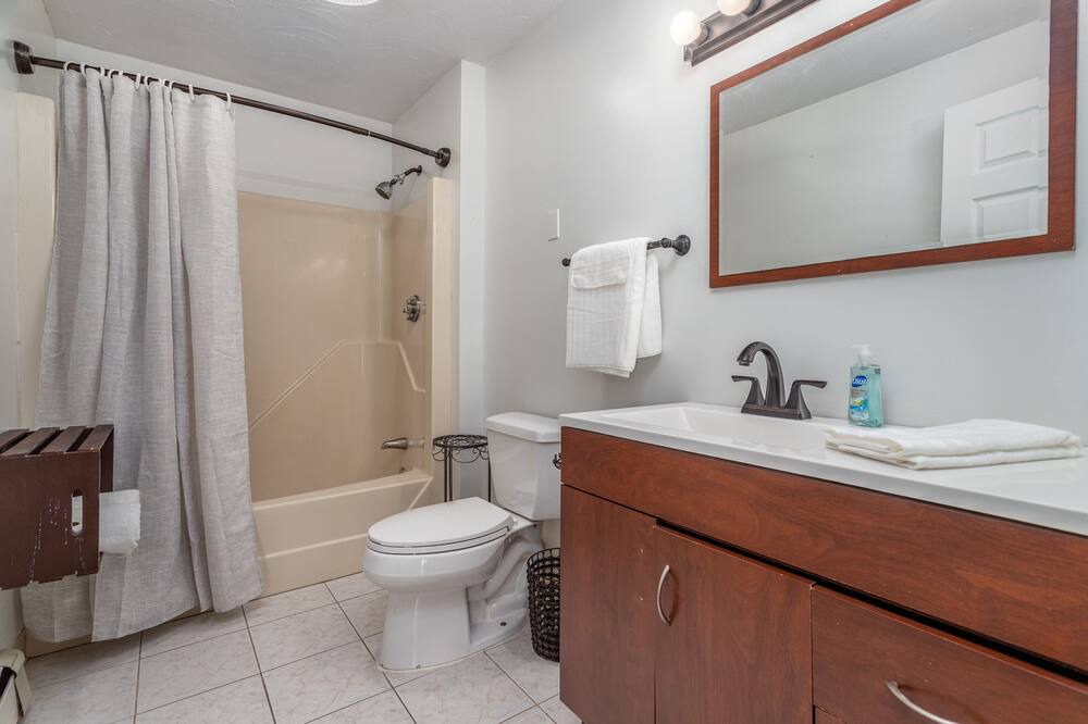 Photo of Bathroom in Winchendon