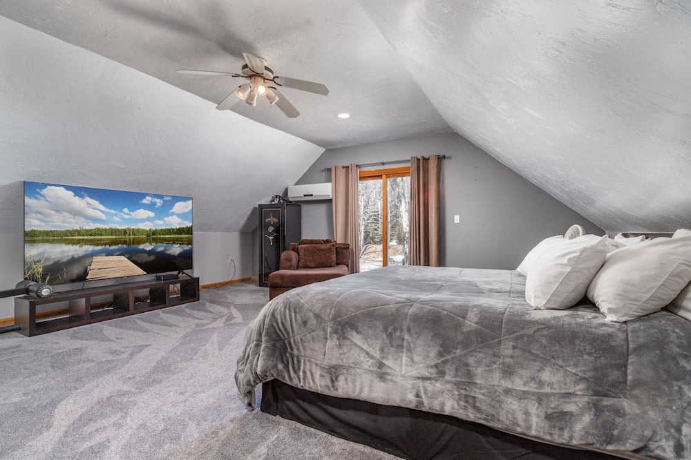 Photo of Bedroom in Winchendon