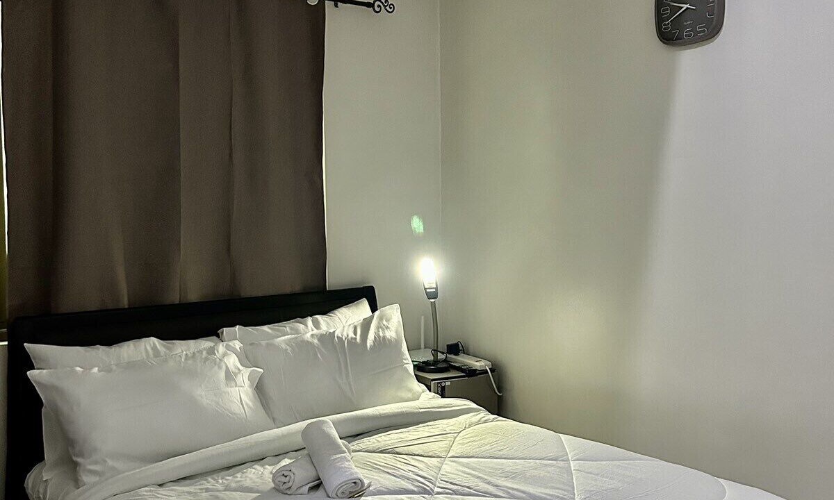 Photo of Bedroom in Legazpi Village