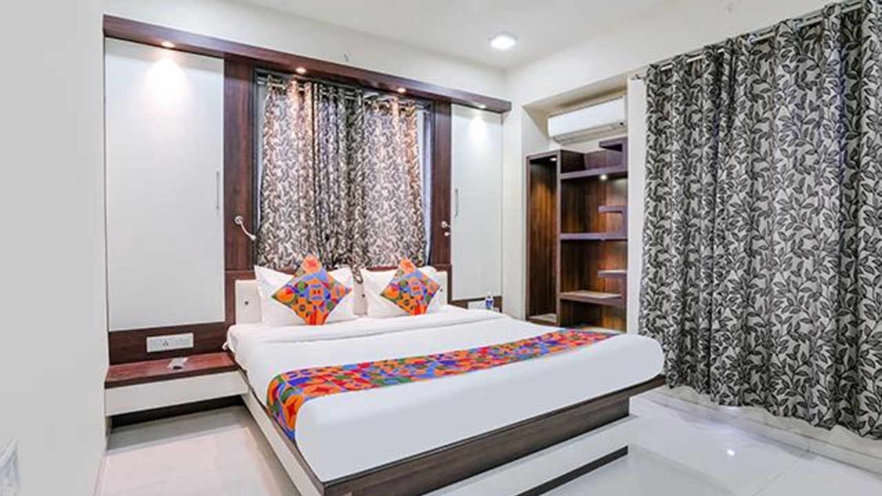 Photo of Bedroom in Pimpri Colony
