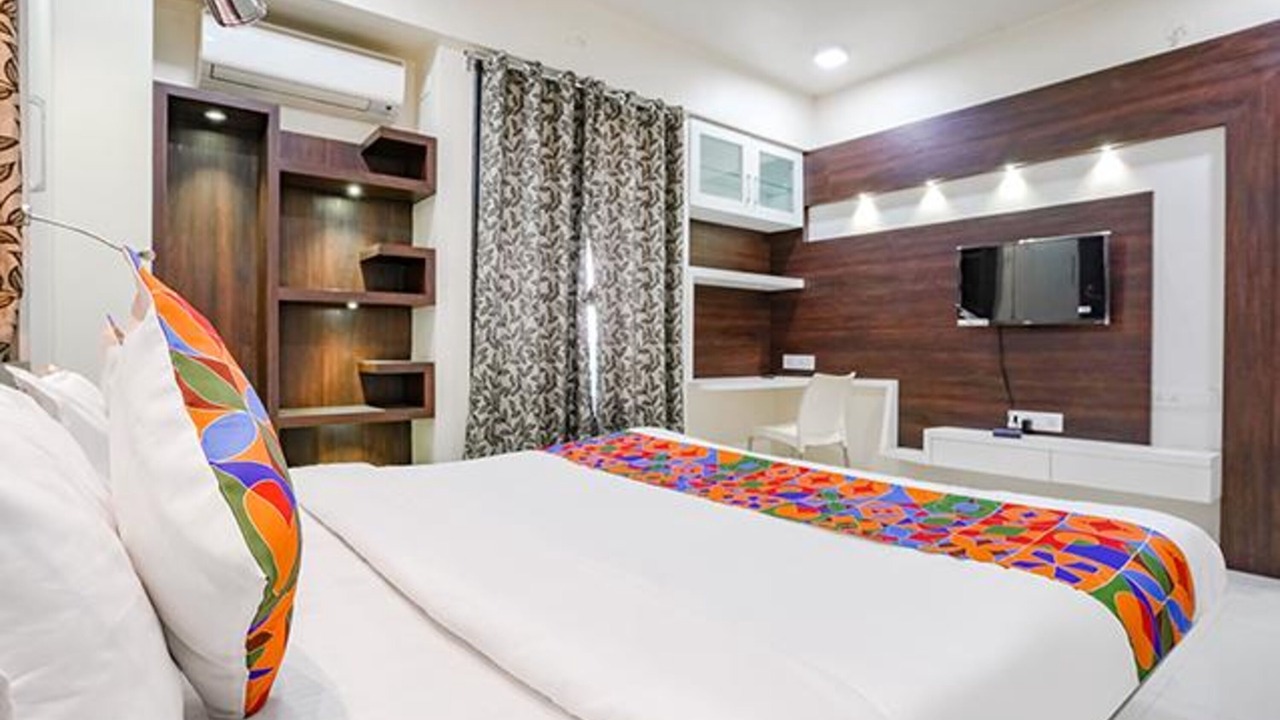 Photo of Bedroom in Pimpri Colony