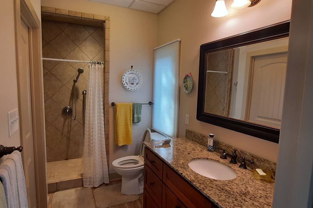 Photo of Bathroom in Pittsville