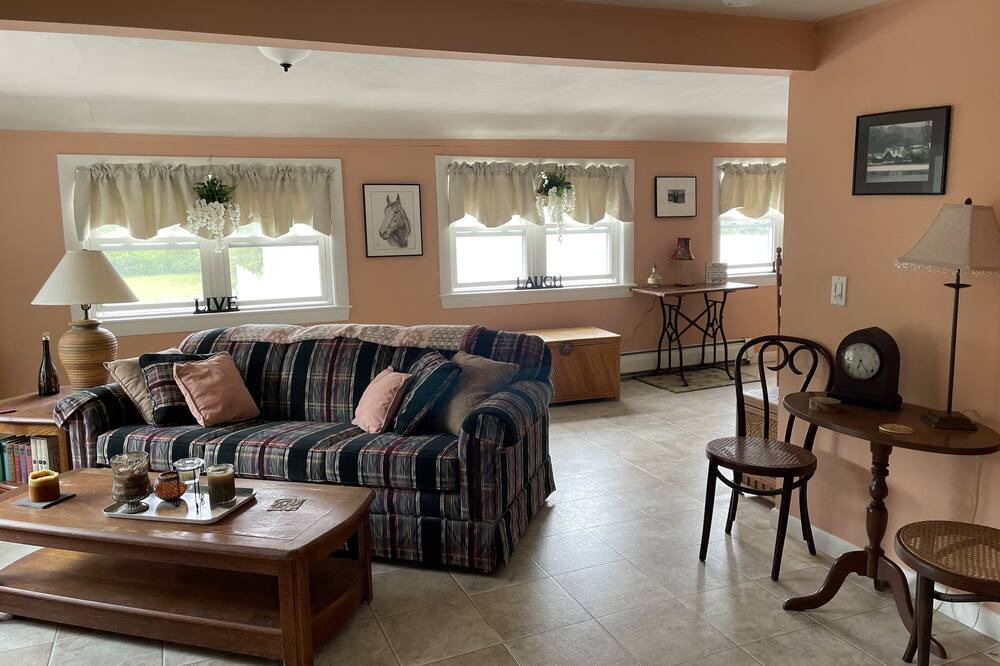 Photo of Bedroom in Misquamicut