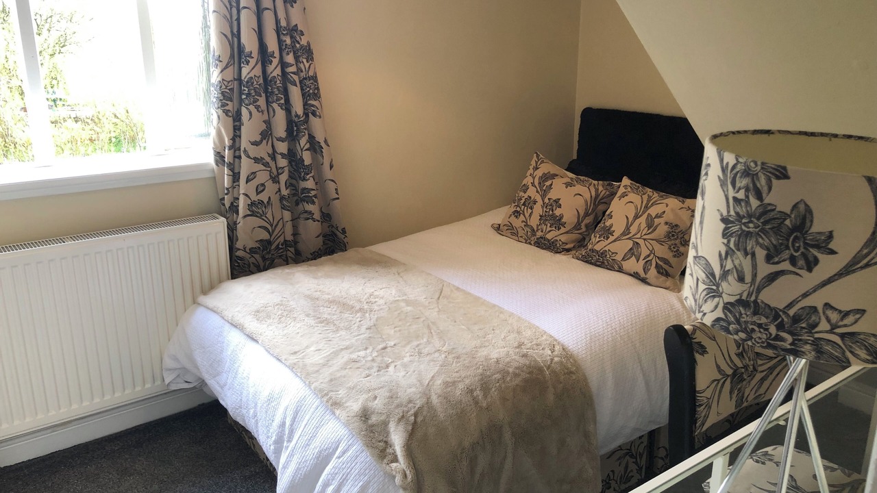 Photo of Bedroom in Lanehead