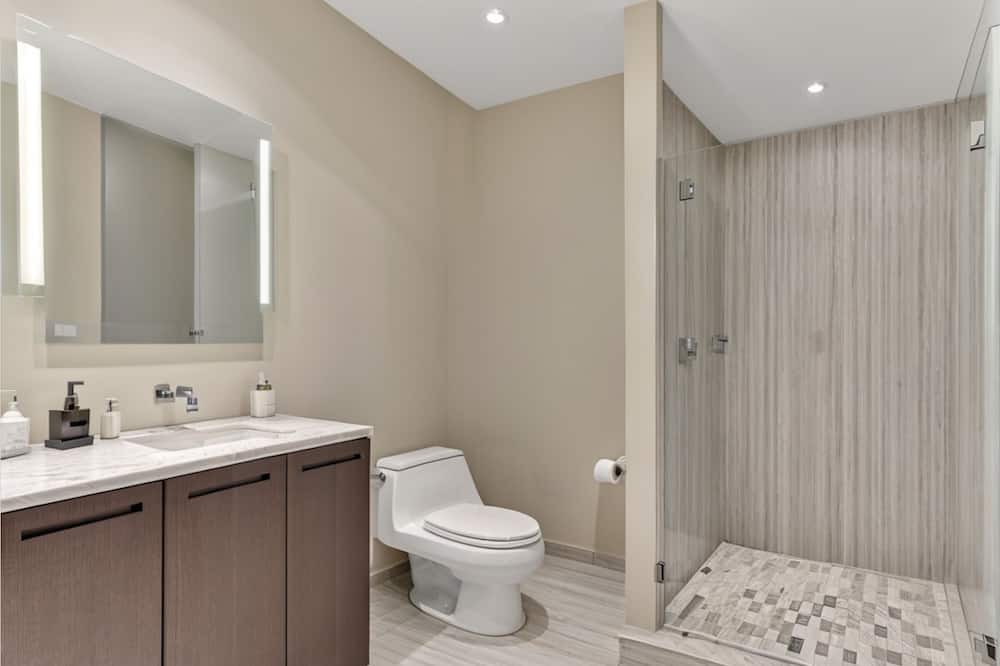 Photo of Bathroom in Coal Harbour