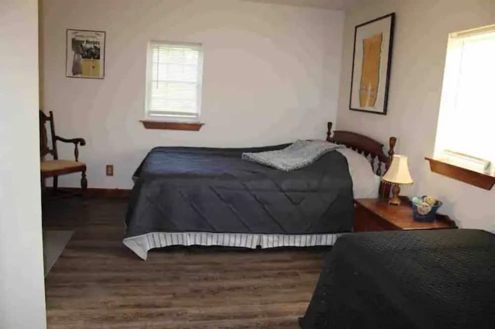 Photo of Bedroom in Dunbar