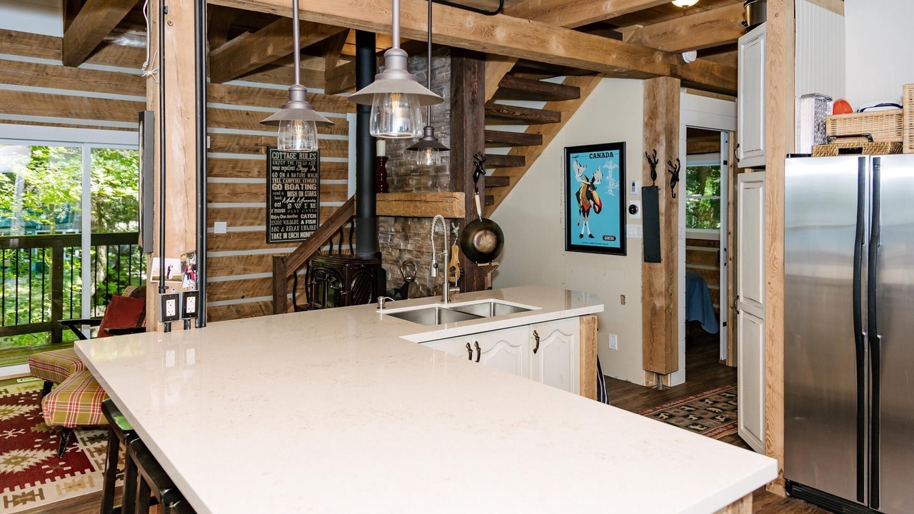Photo of Kitchen in Dysart et al
