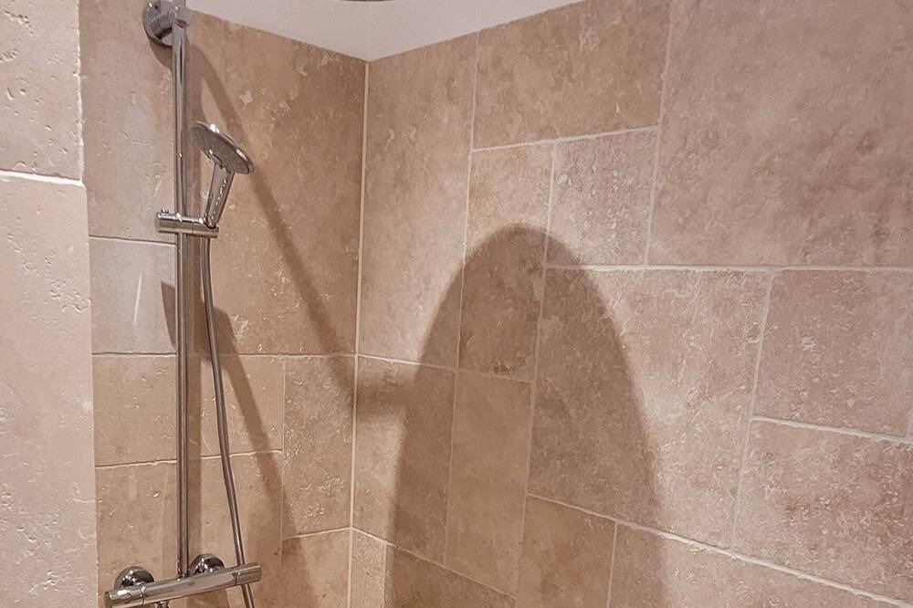 Photo of Bathroom in Lychen