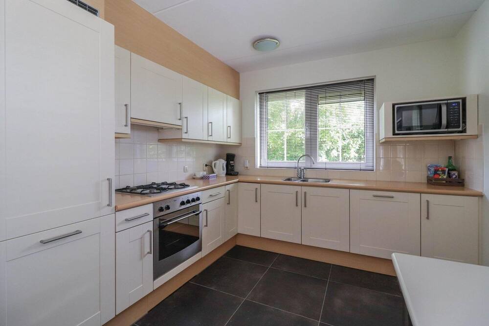 Photo of Kitchen in Makkum