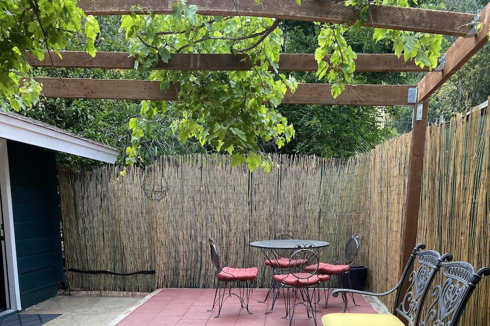 Photo of Outdoor in Tarzana